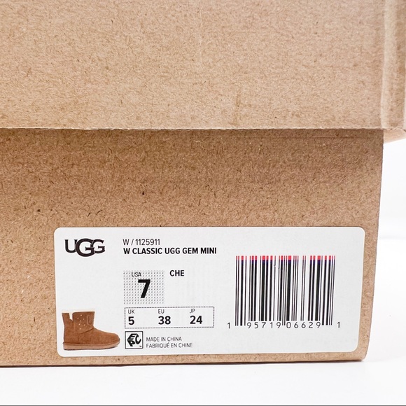 UGG W CLASSIC GEM MINI BOOT - Picture 12 of 16